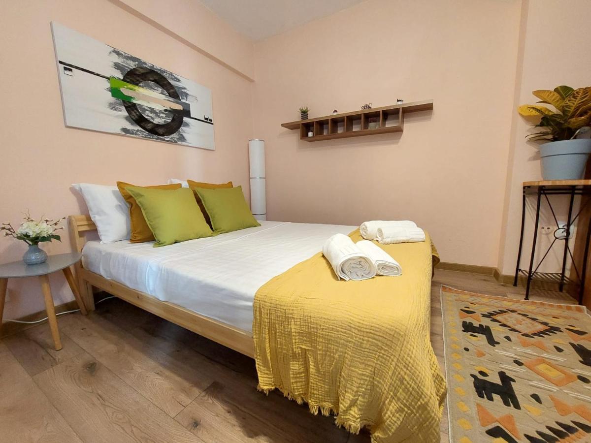 Laroka House Cosy Studio Universitate Bucarest Esterno foto