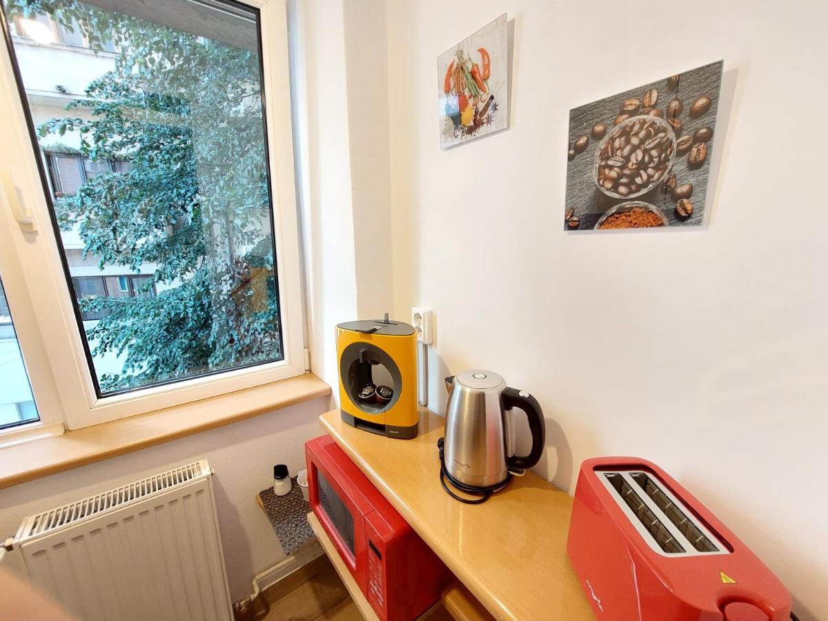 Laroka House Cosy Studio Universitate Bucarest Esterno foto